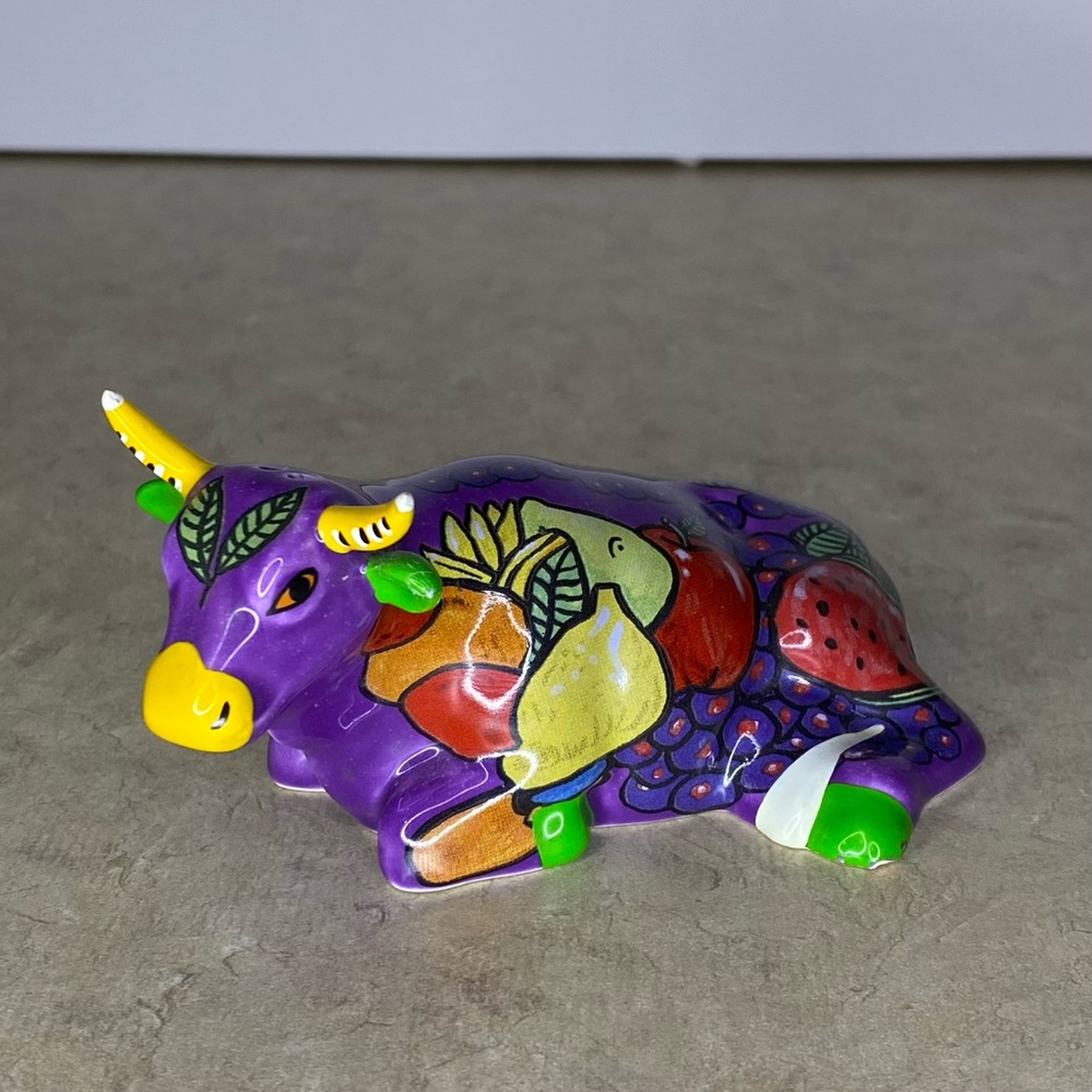 Vintage Cow Parade ceramic figurine salt shaker, fruit motif, 2001, retired